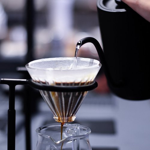 TIMEMORE Fish Smart Prominent Electric Pour Over Kettle (Black/White) | 900ml Right handed - Dian by Nimbus Labs
