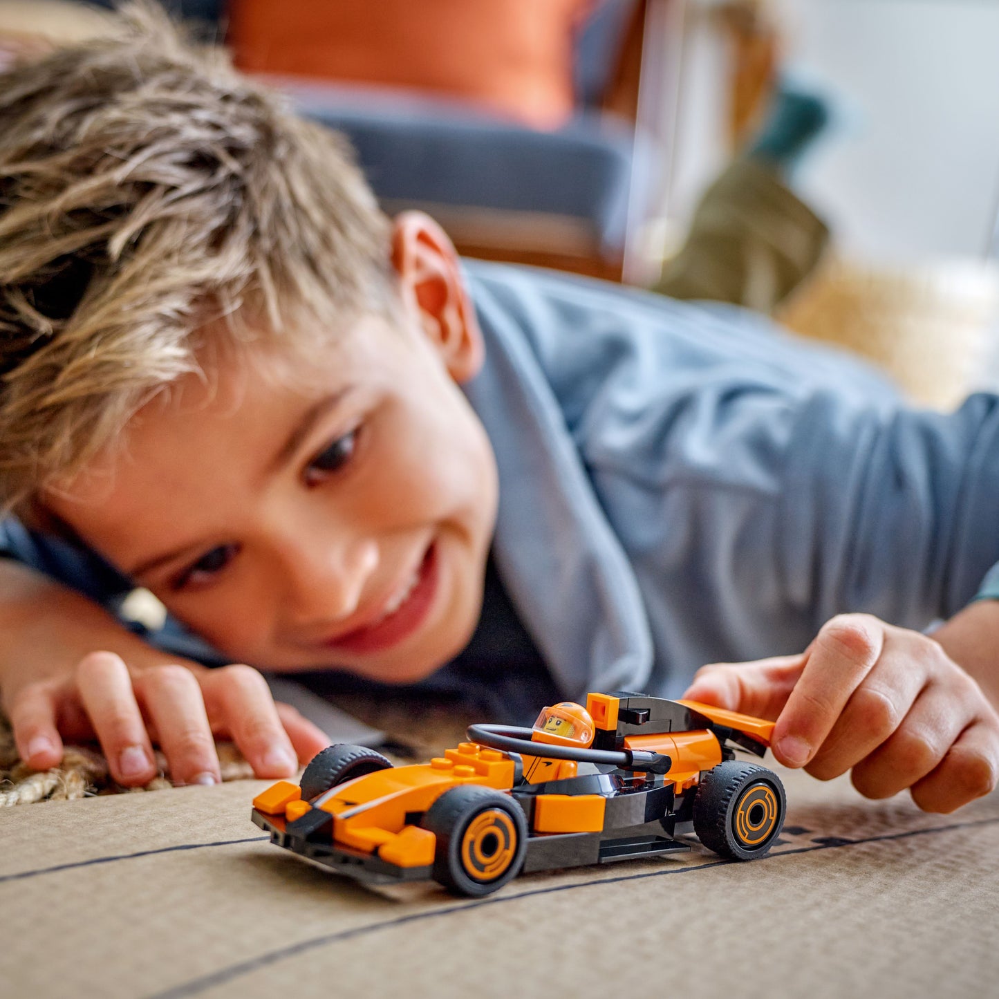 LEGO F1 Driver with McLaren Race Car 60442