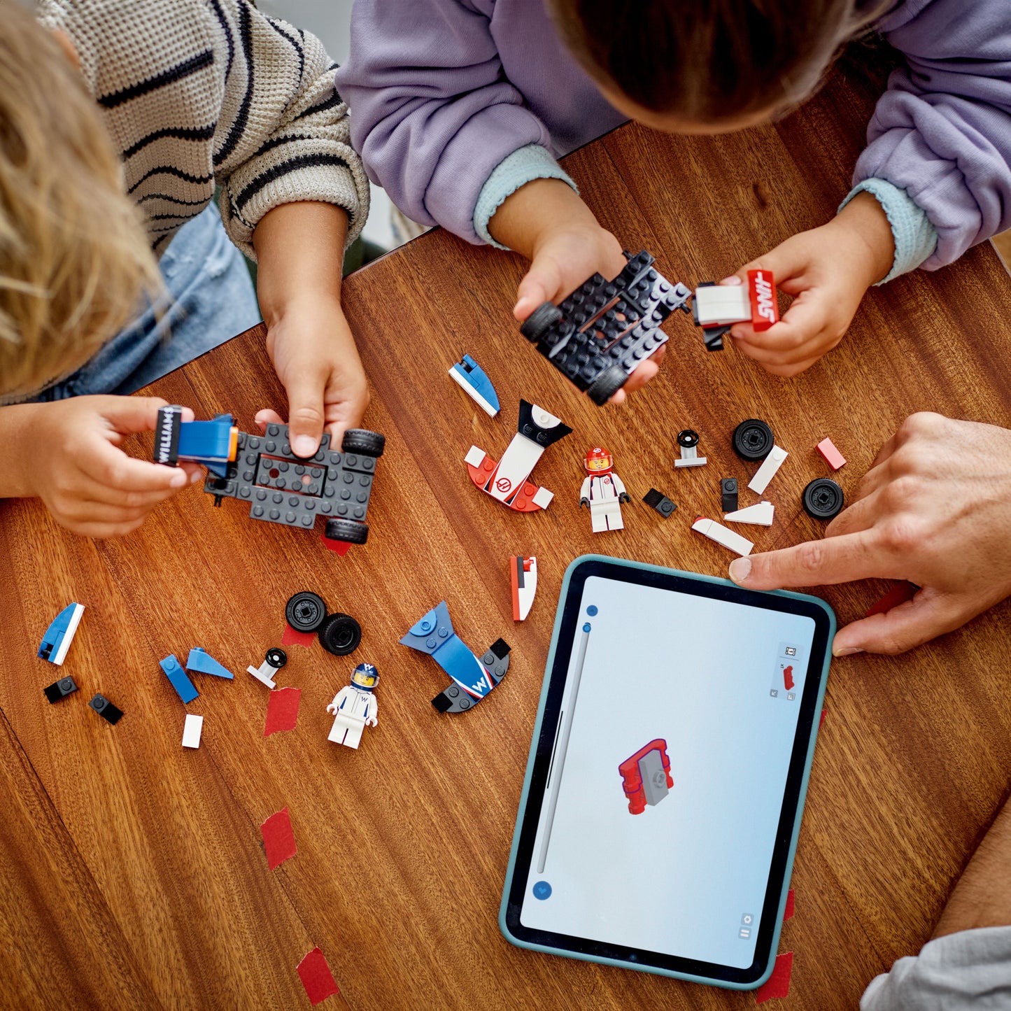 LEGO F1 Williams Racing & Haas F1 Race Cars 60464