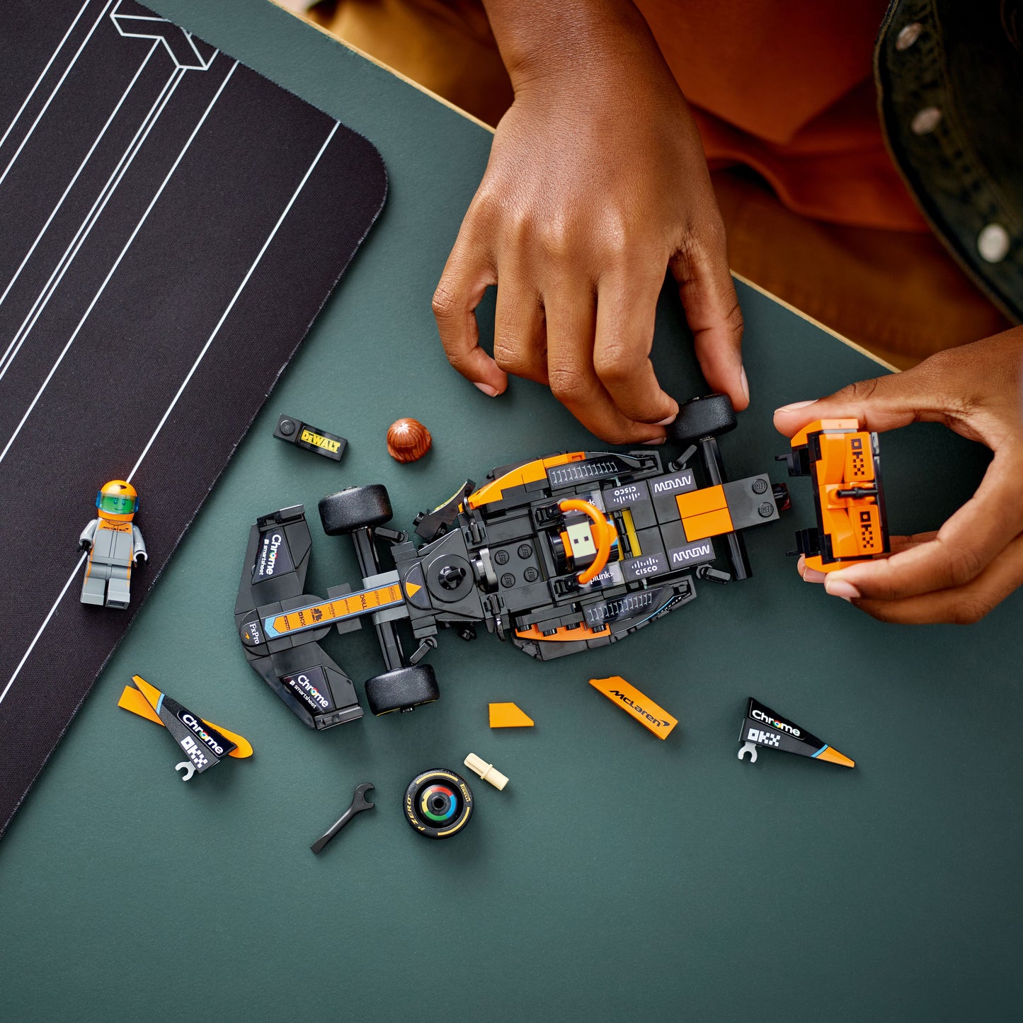 LEGO SPEED CHAMPIONS 2023 Mc La ren F1 Race Car 76919 - Dian by Nimbus Labs